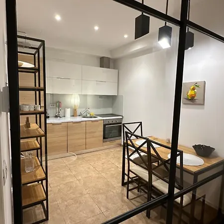 Ambasador 3 Apartmán Tirana