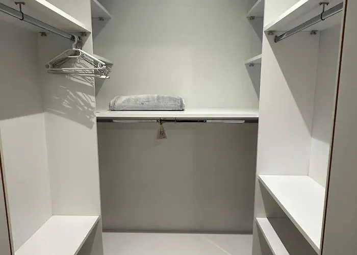 Ambasador 3 Apartment